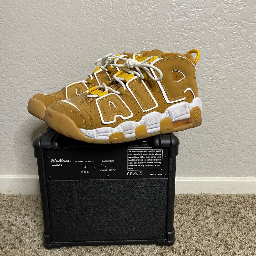 Nike Tam Up Tempos